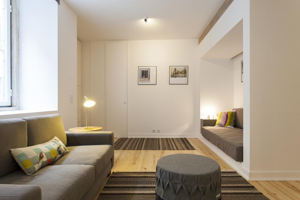 Joivy Cosy 1-Bed Flat With Workspace In Santa Catarina, Moments From Luis De Camoes Sq Lisboa Rom bilde
